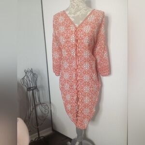 Max Studio Vibrant Pink and White Blouse